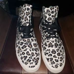 Creative Recreation size 12 snow leopard tiffany